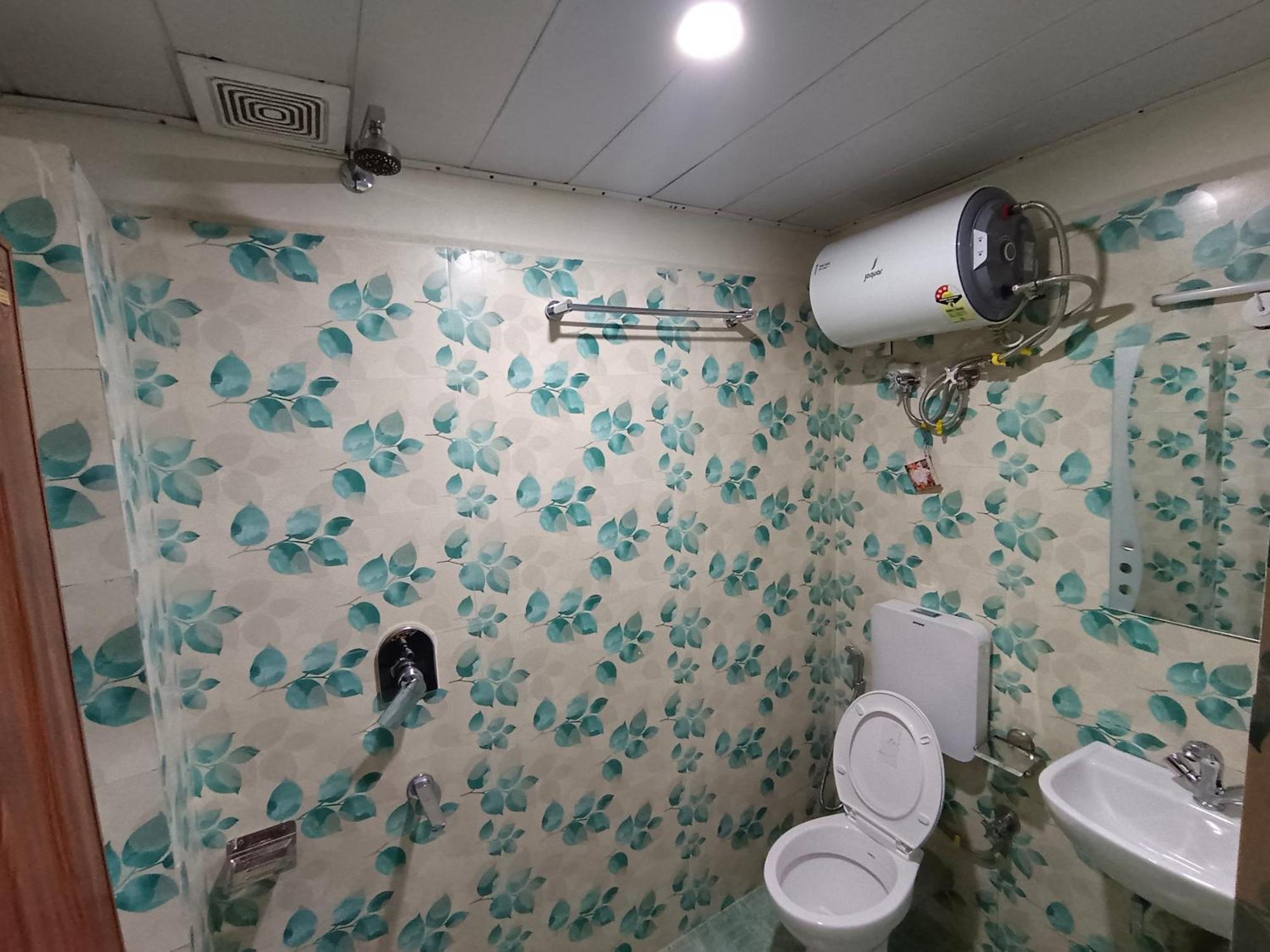 Shillong Perk Guest House Bagian luar foto